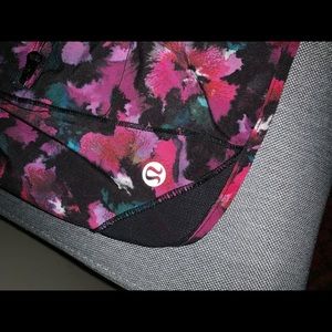 Lululemon Shorts Size 4